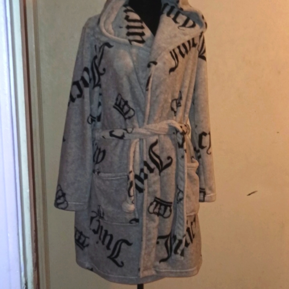 COPY - Juicy couture robe